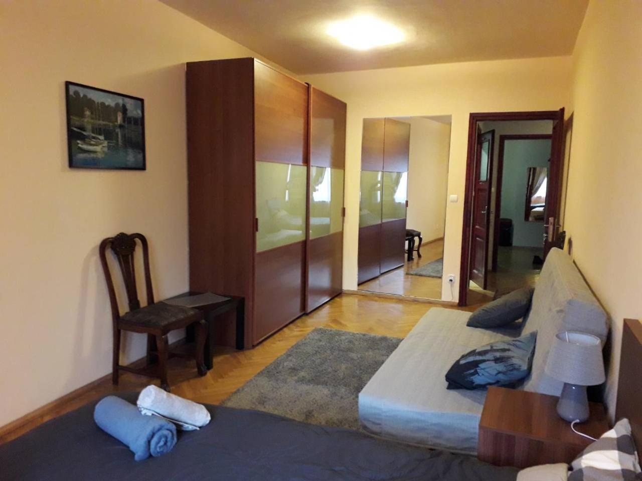 Filin Apartment Cracovia Exterior foto