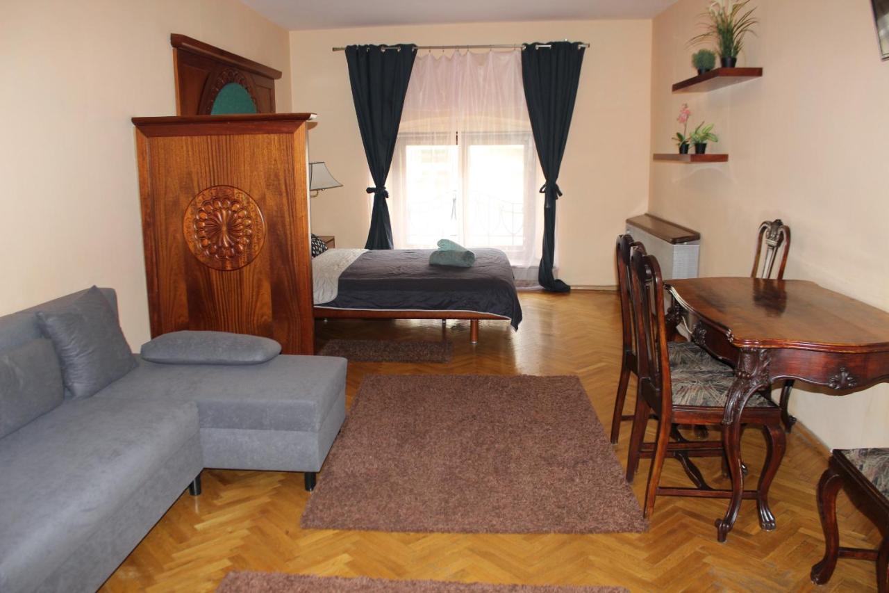 Filin Apartment Cracovia Exterior foto