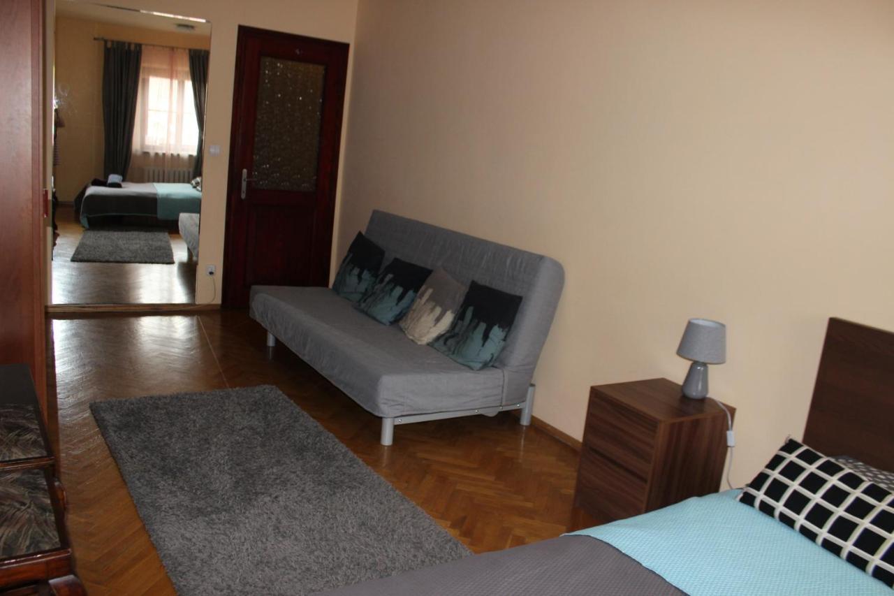 Filin Apartment Cracovia Exterior foto